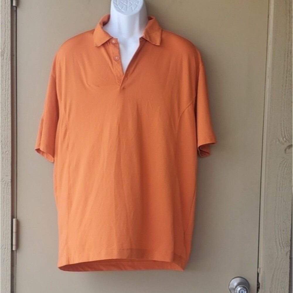 Nike Drifit Mens Orange Golf Three button short sleeve polo